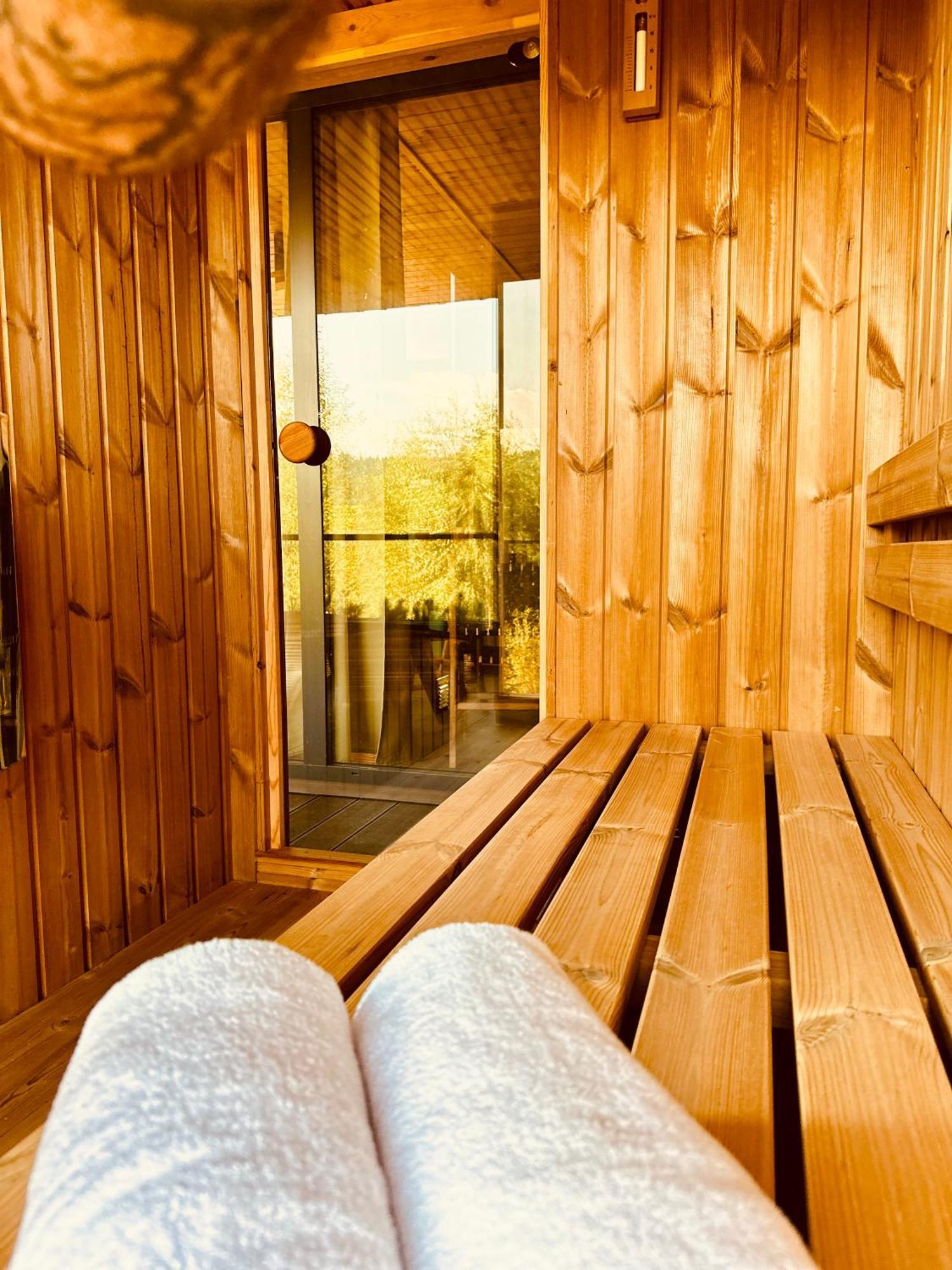 Brown Deer - Z Sauna Na Tarasie, Jacuzzi I Widokiem Na Gory - By Deer Hills Luxury Apartments Kocon Luaran gambar